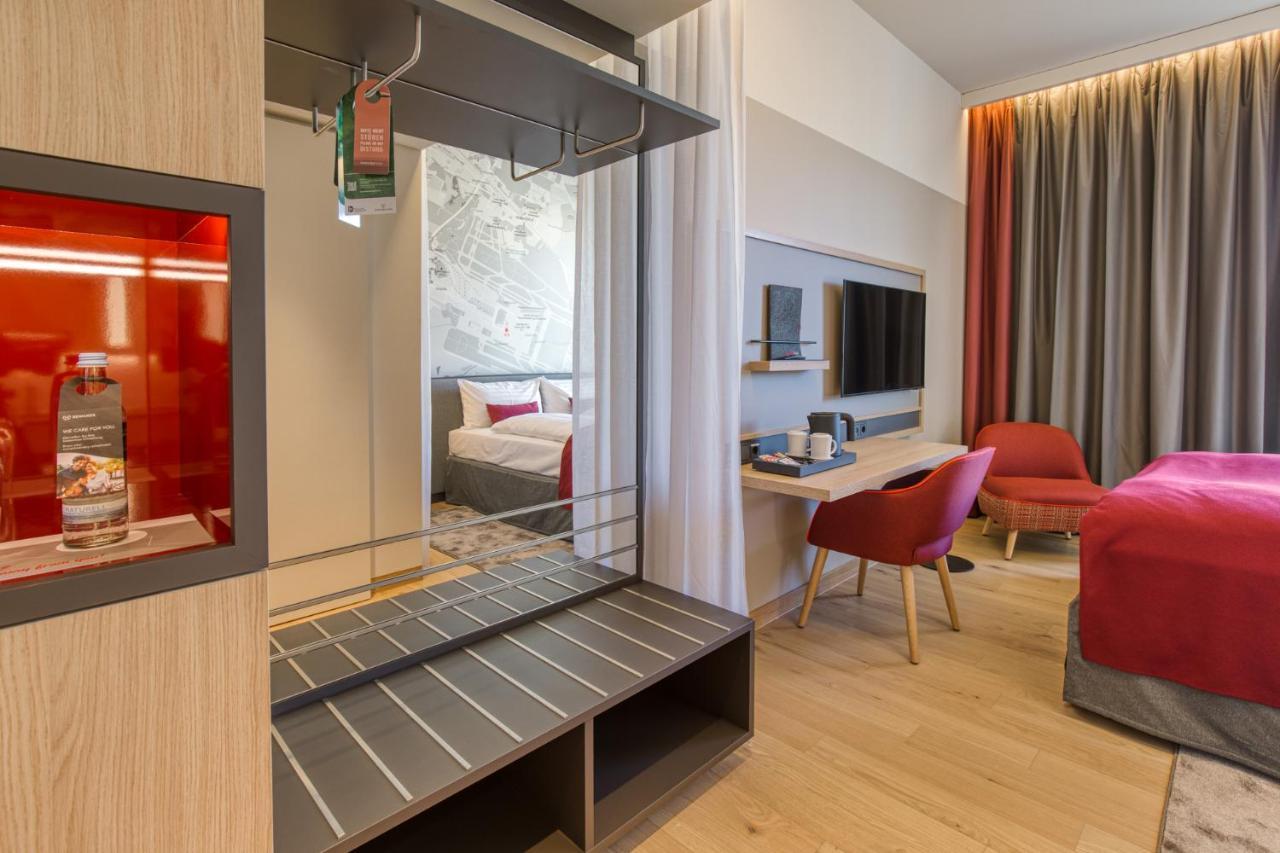 Intercityhotel Berlin Airport Ber Terminal 1 & 2 Schönefeld Eksteriør bilde Room interior