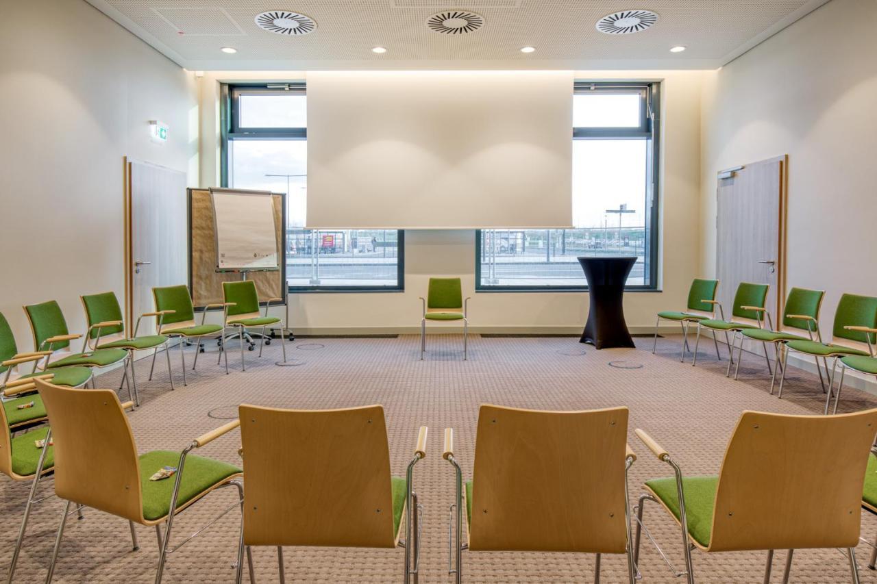 Intercityhotel Berlin Airport Ber Terminal 1 & 2 Schönefeld Eksteriør bilde Meeting room