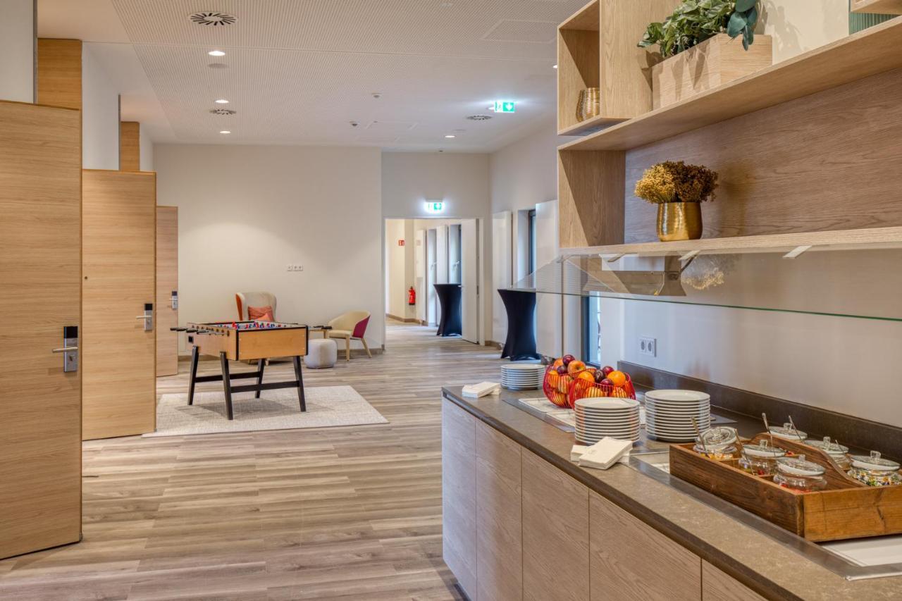 Intercityhotel Berlin Airport Ber Terminal 1 & 2 Schönefeld Eksteriør bilde Reception